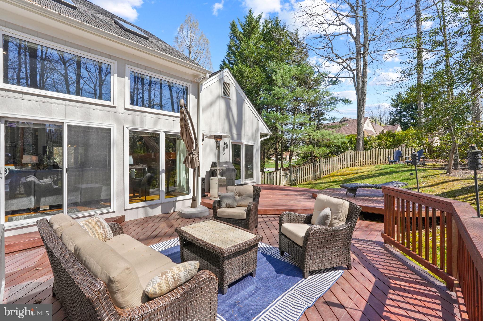 CROSSPOINTE - Residential