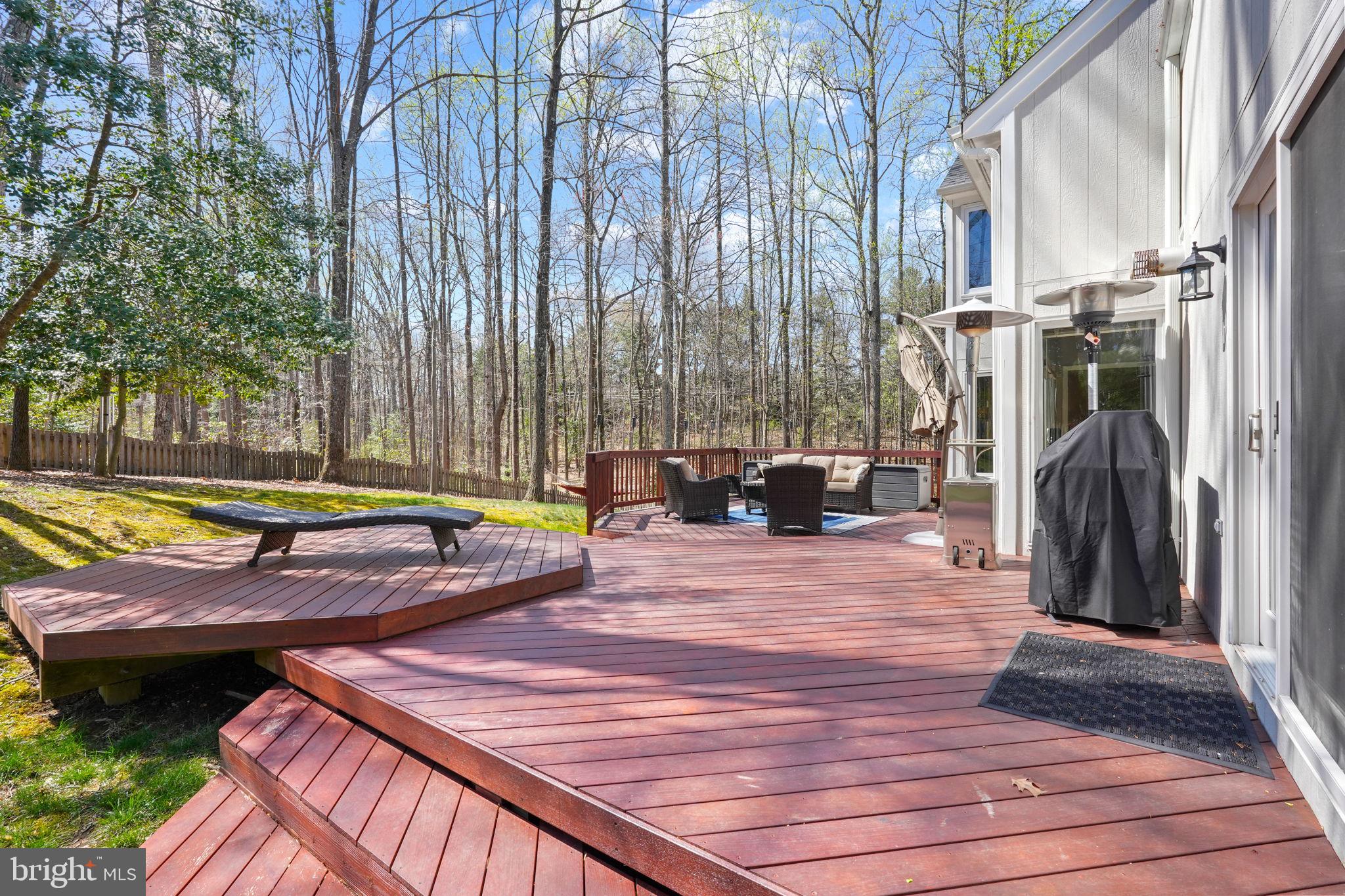 CROSSPOINTE - Residential