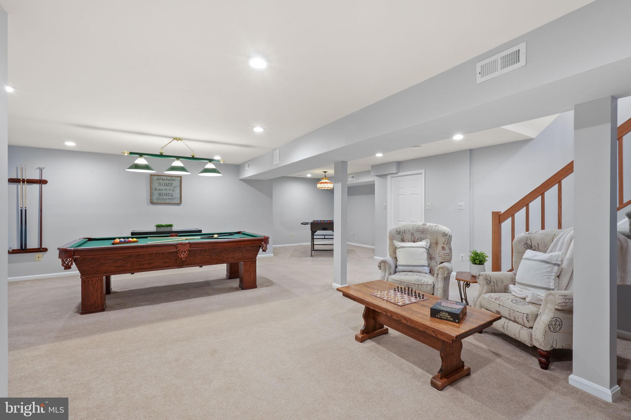 CROSSPOINTE - Residential