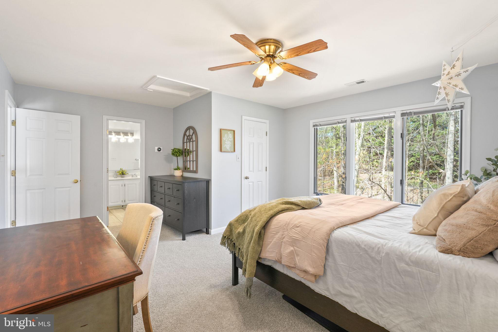 CROSSPOINTE - Residential