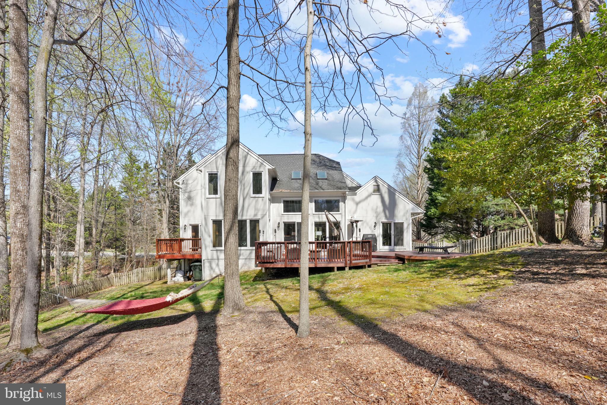 CROSSPOINTE - Residential