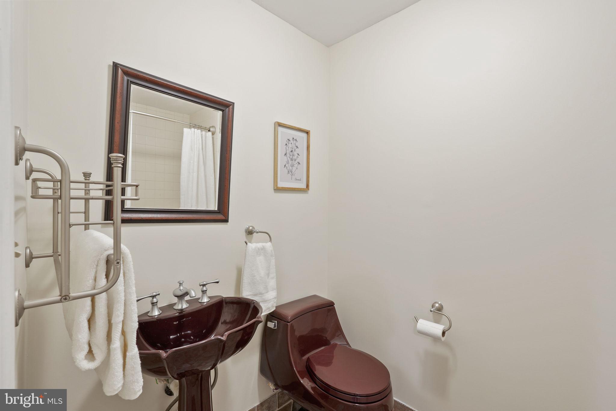 CROSSPOINTE - Residential