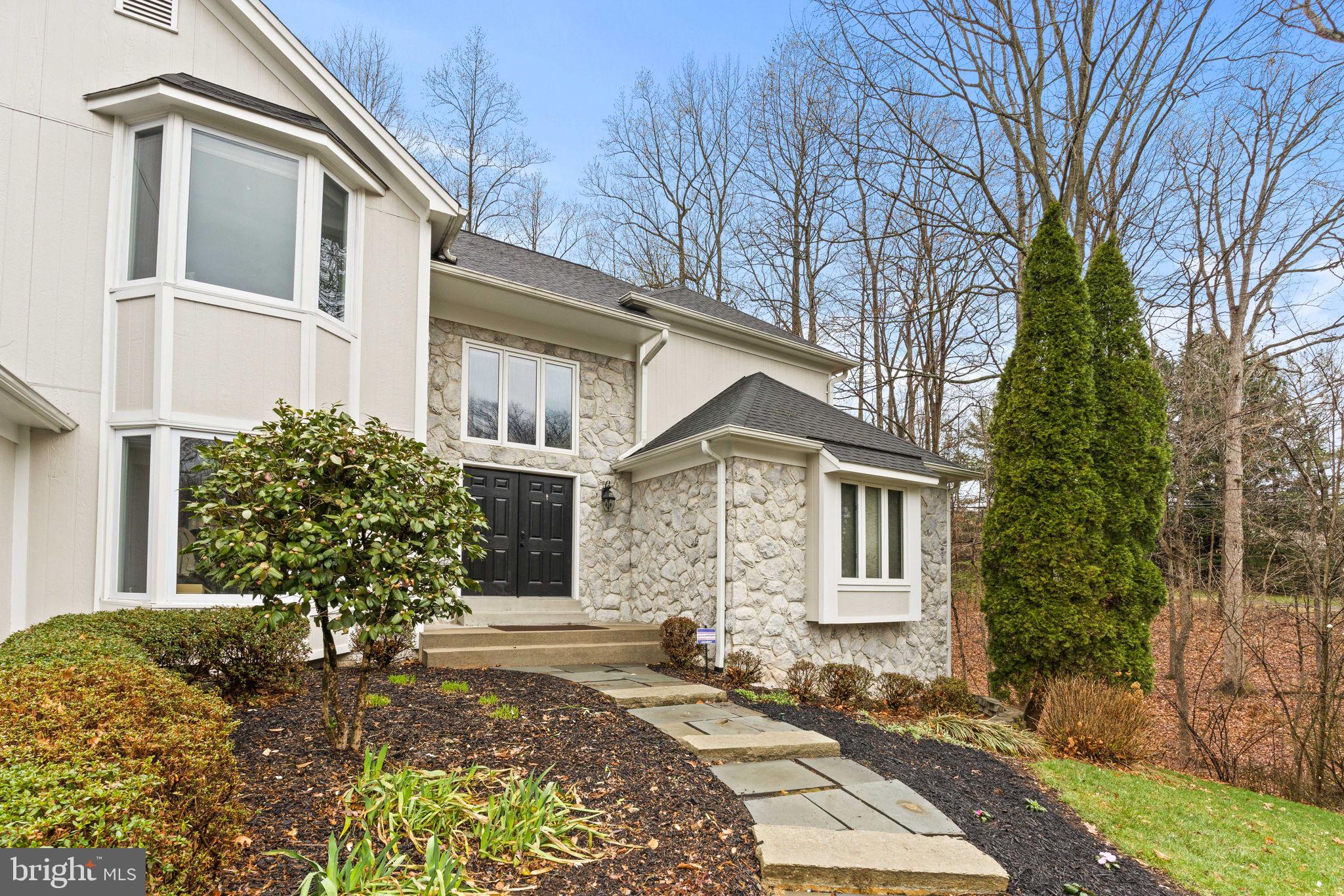 CROSSPOINTE - Residential