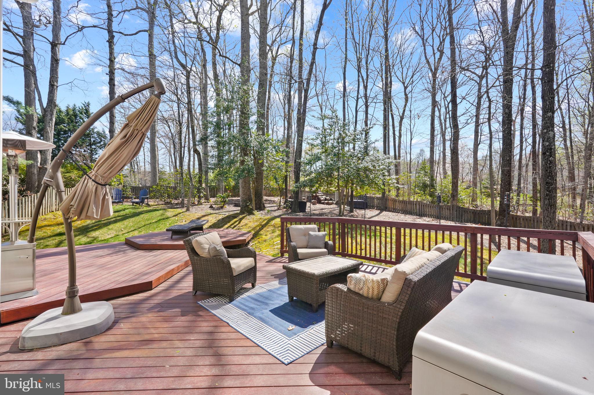 CROSSPOINTE - Residential