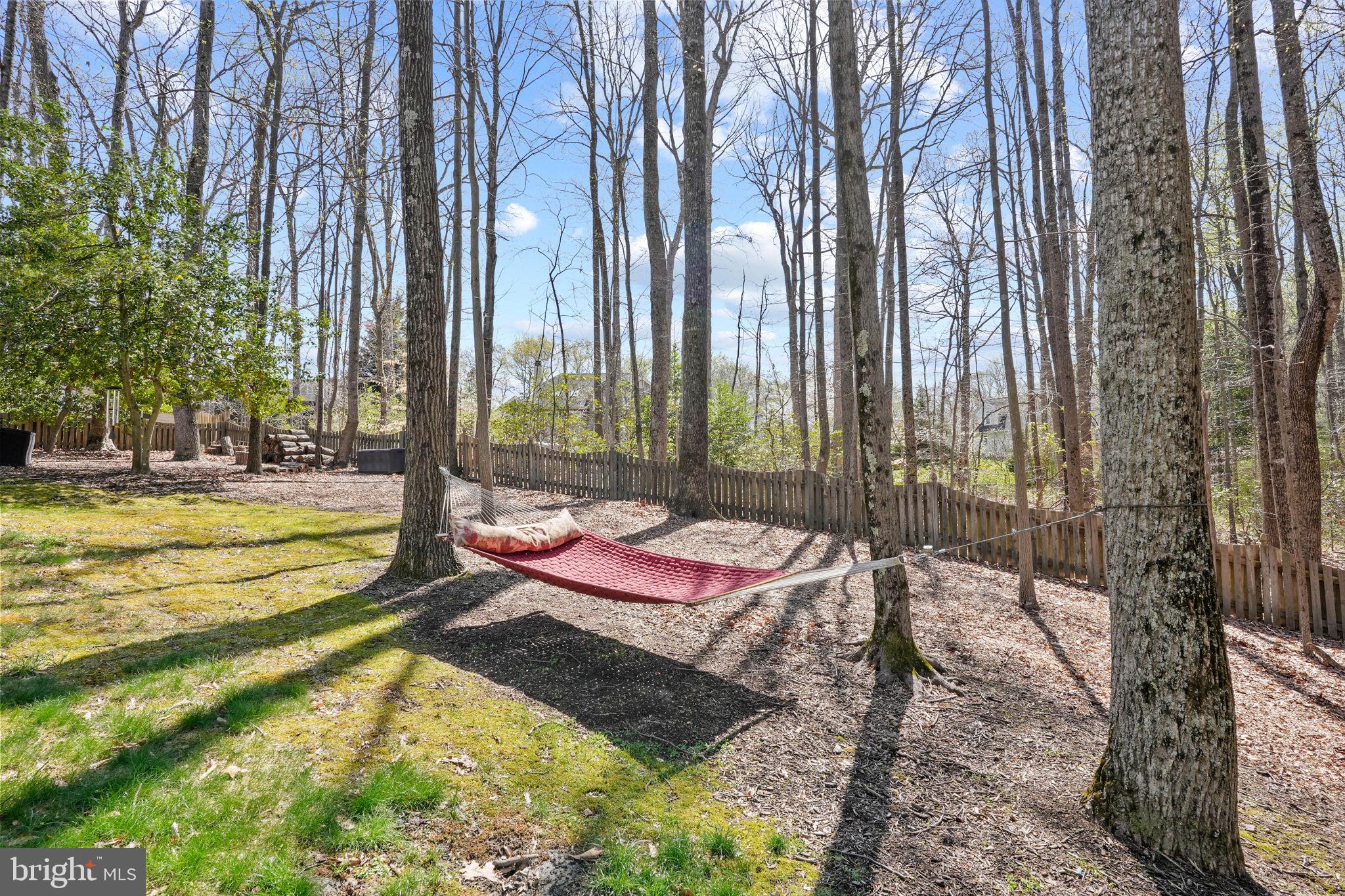 CROSSPOINTE - Residential