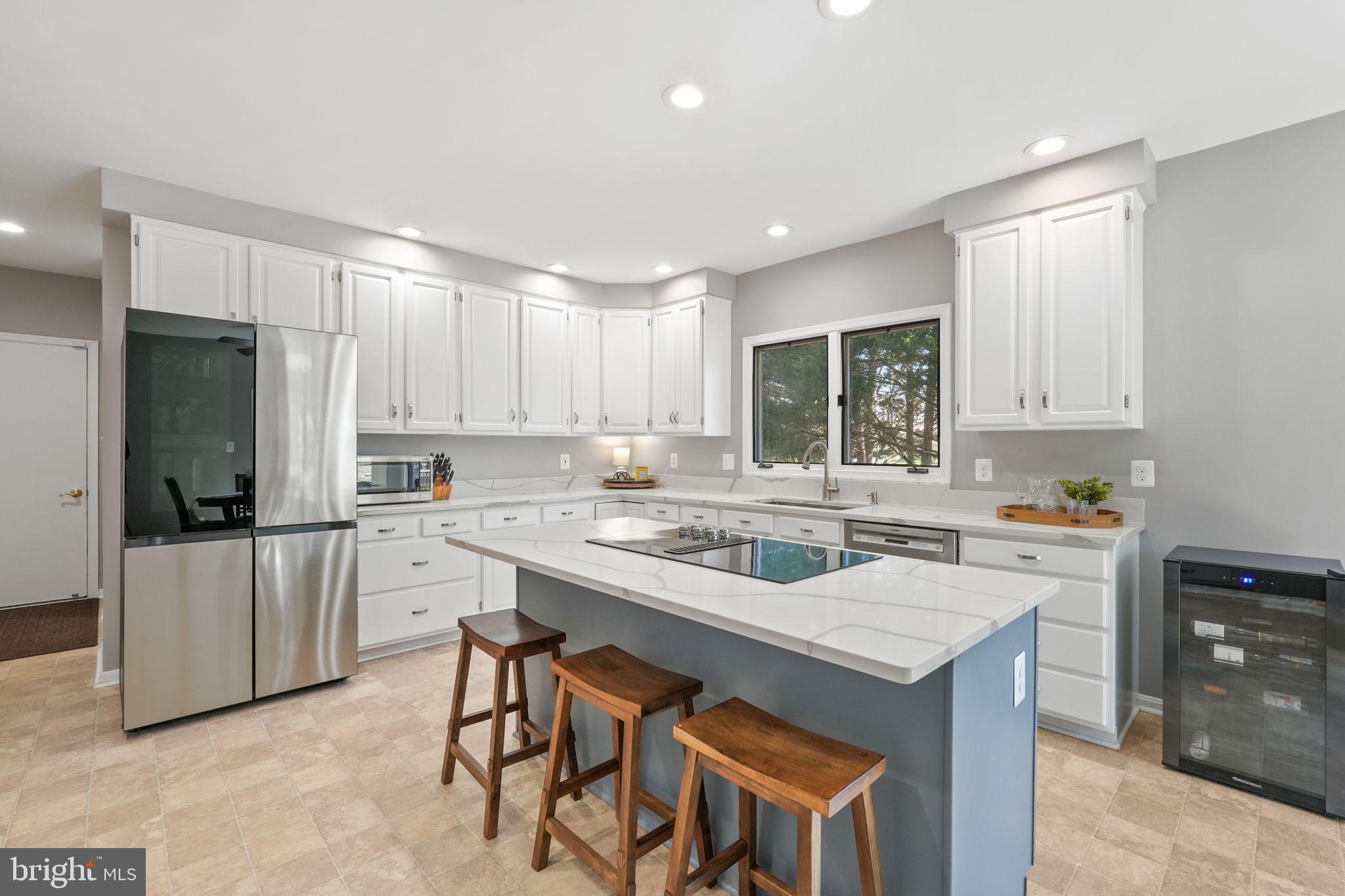 CROSSPOINTE - Residential