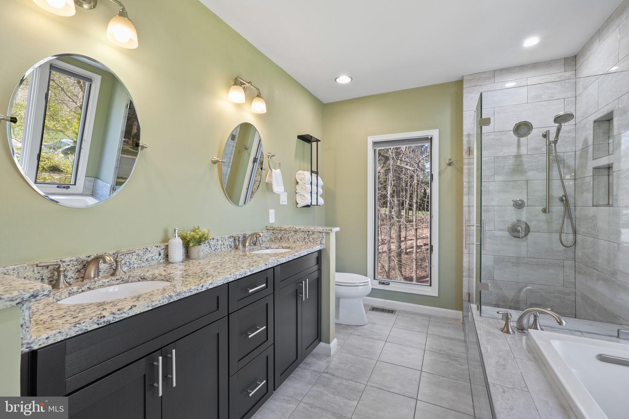 CROSSPOINTE - Residential