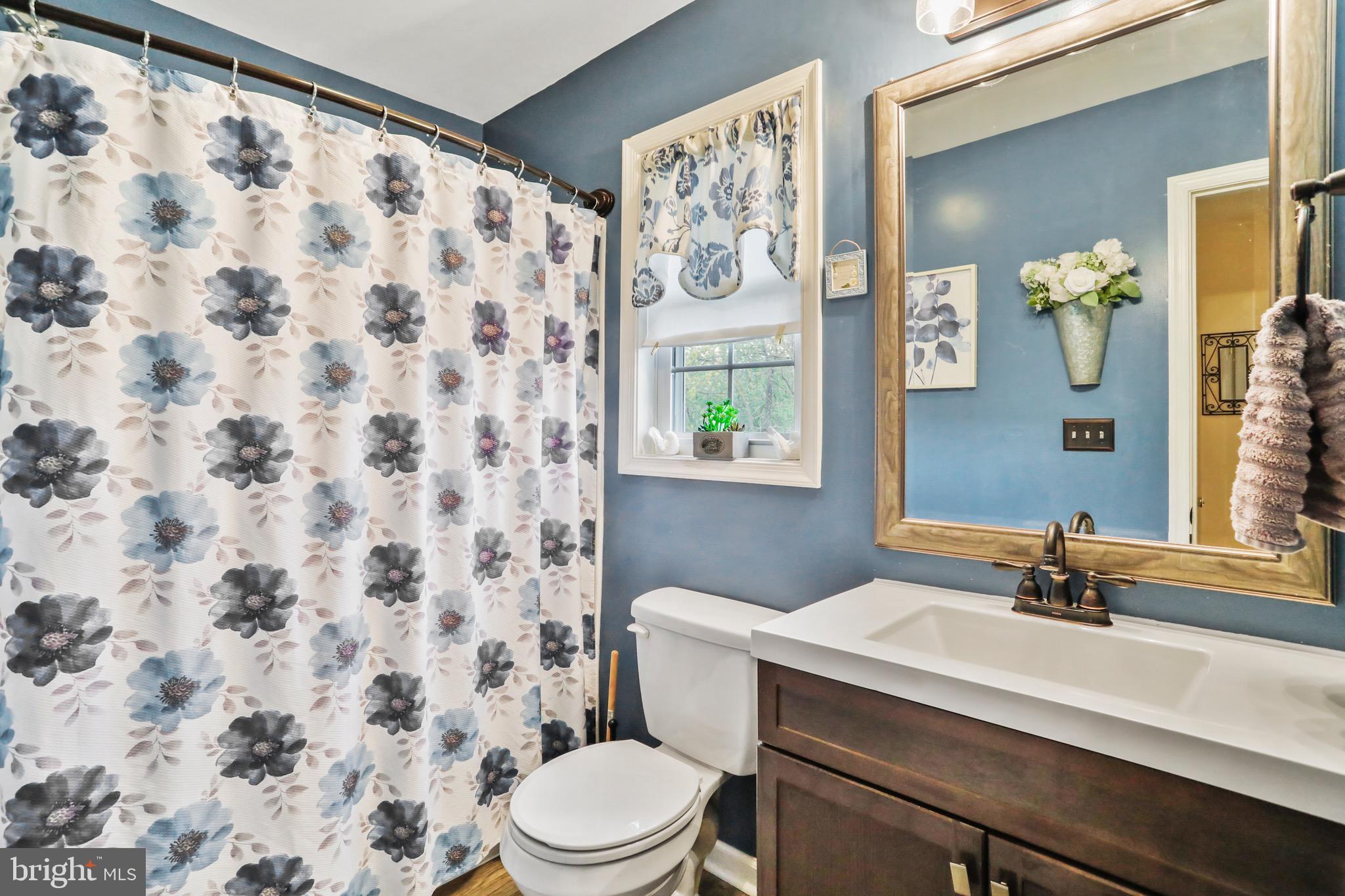 HOLLER - Residential