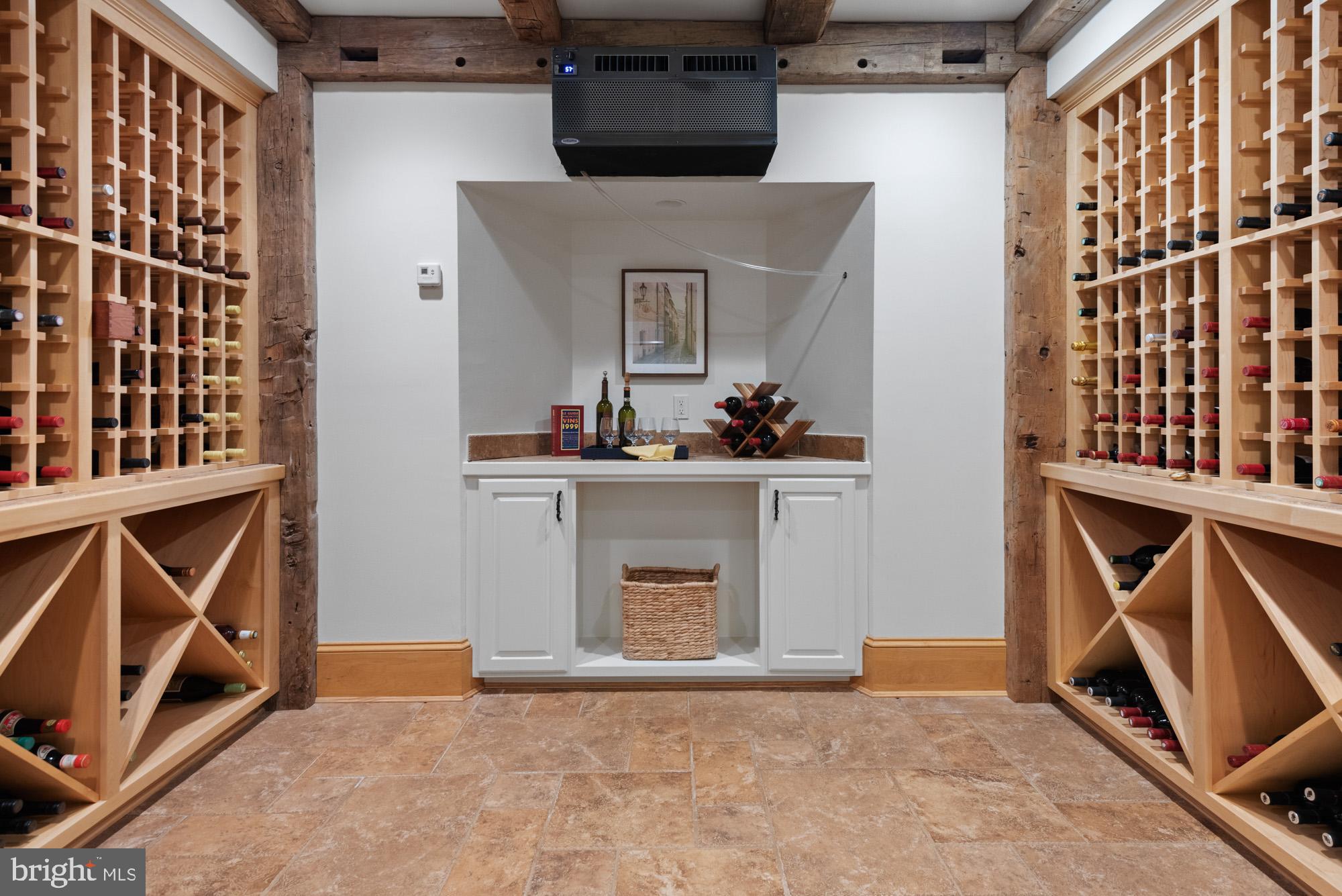 POTOMAC OUTSIDE - Residential