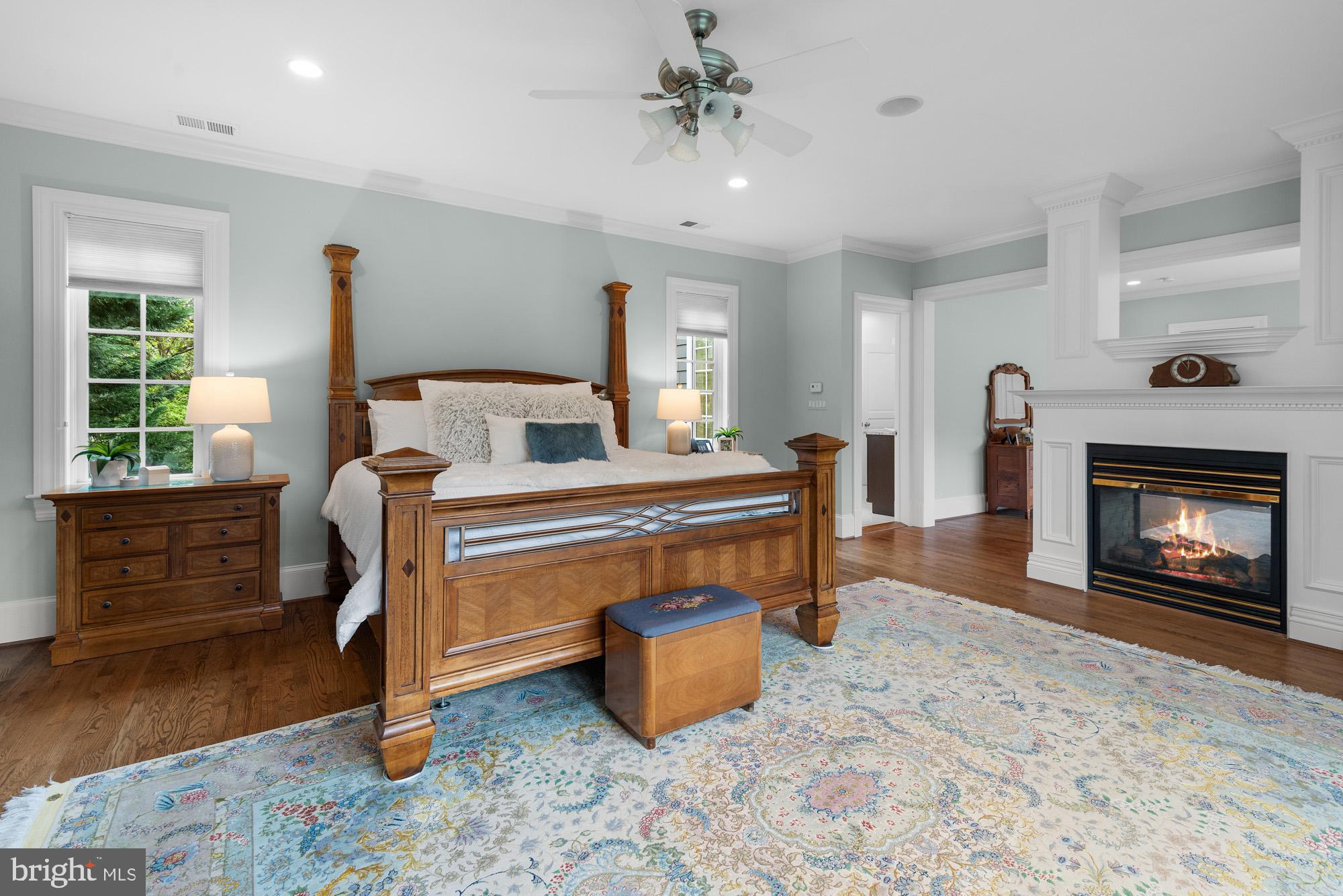 POTOMAC OUTSIDE - Residential