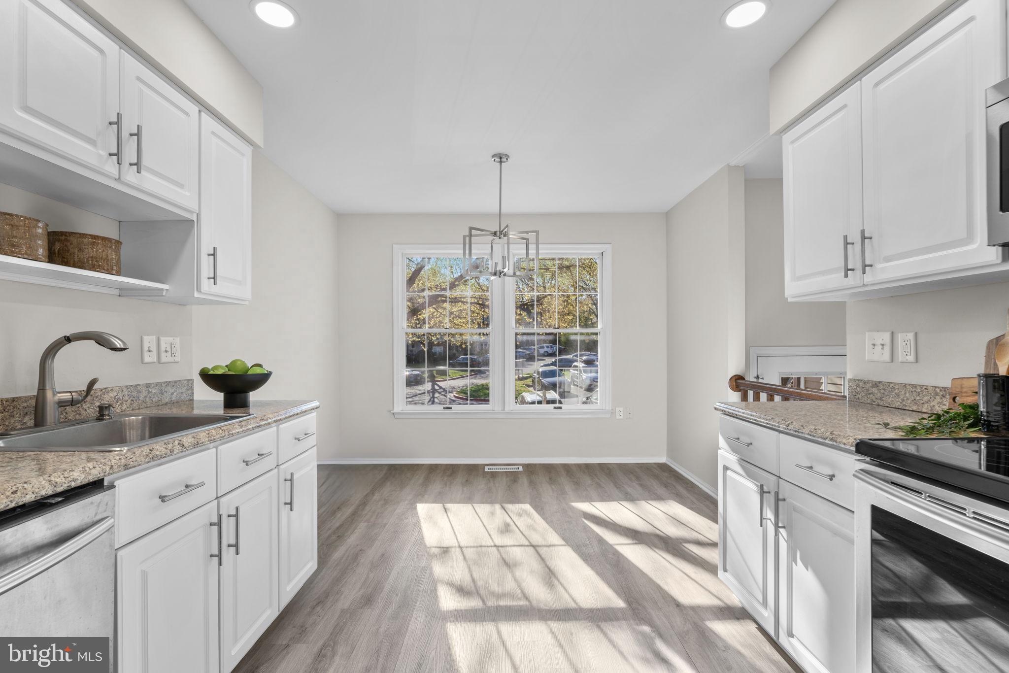 VILLAGE OF OWEN BROWN - Residential