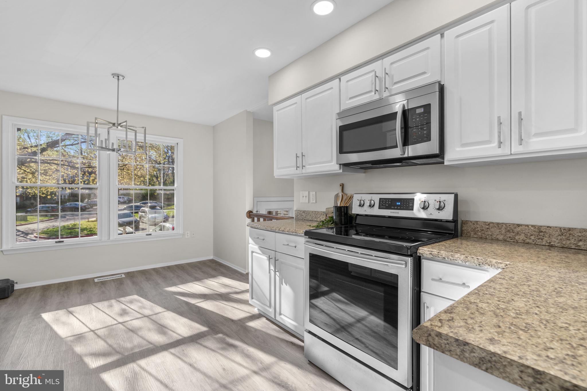 VILLAGE OF OWEN BROWN - Residential