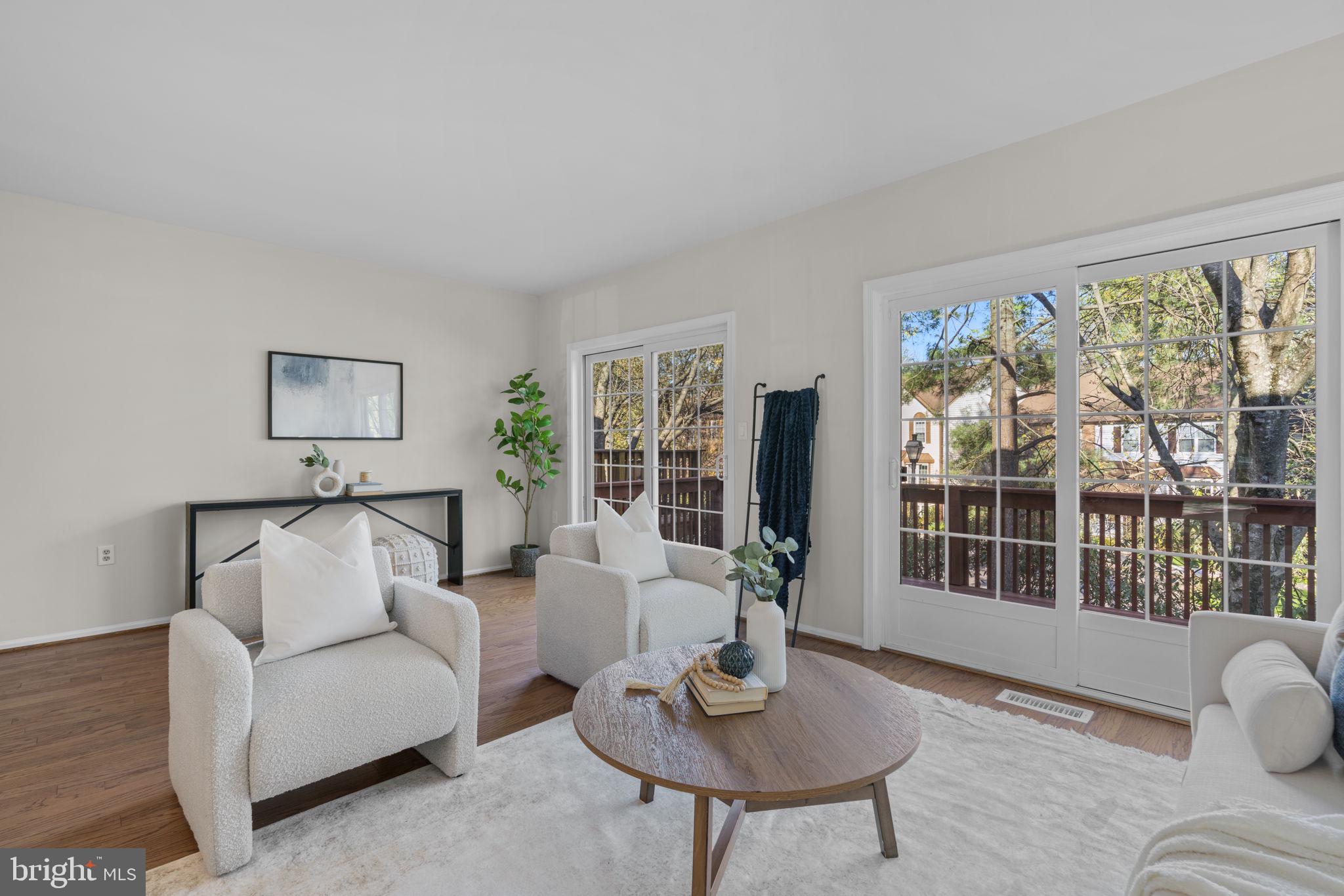 VILLAGE OF OWEN BROWN - Residential