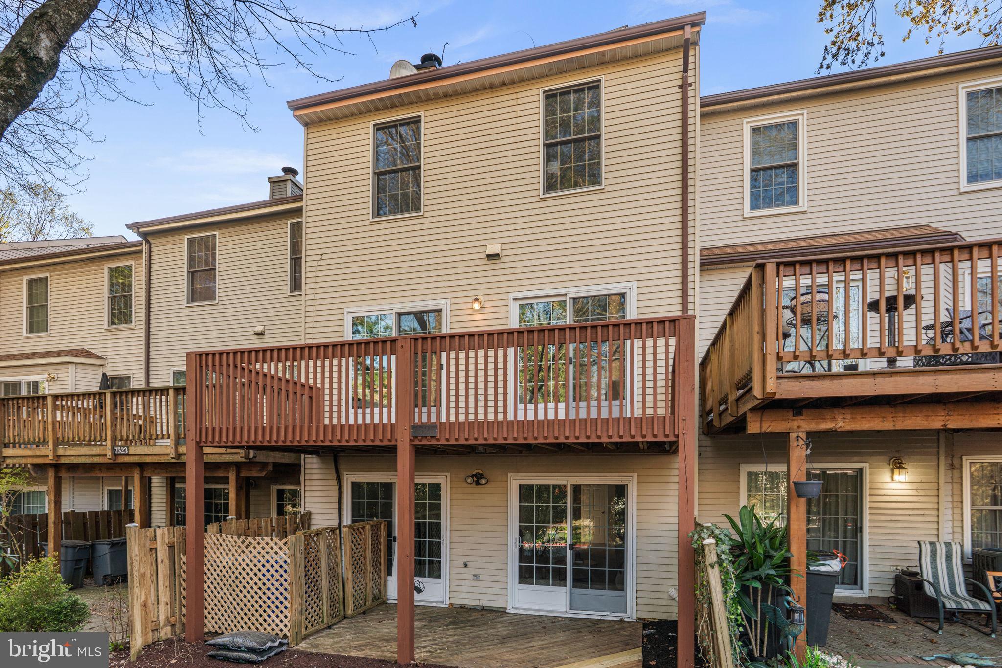 VILLAGE OF OWEN BROWN - Residential