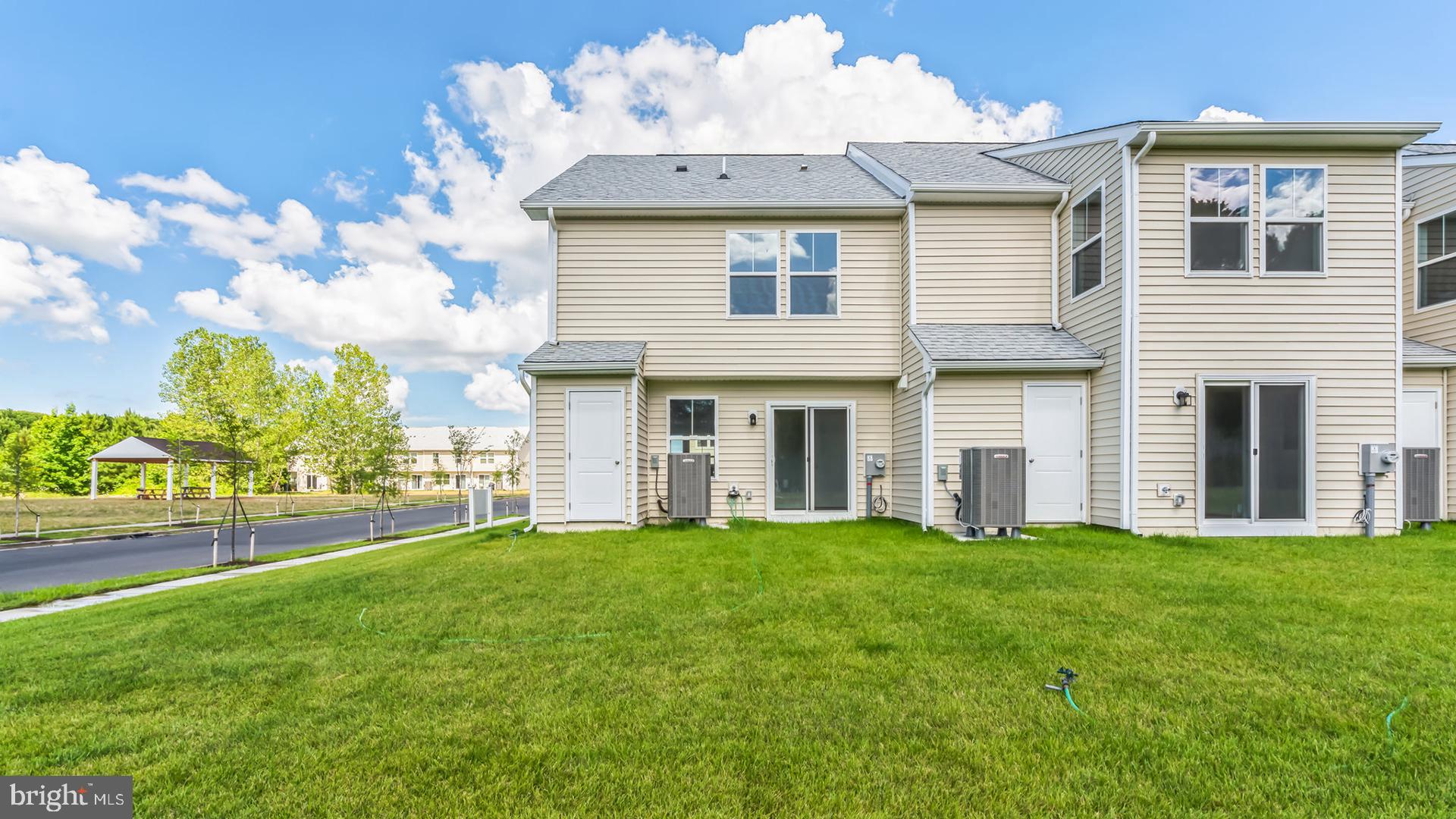 PINTAIL LANDING - Residential