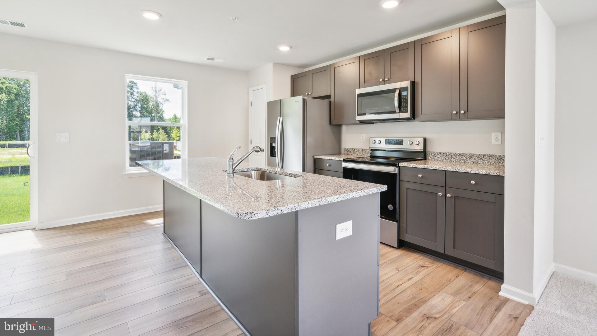 PINTAIL LANDING - Residential