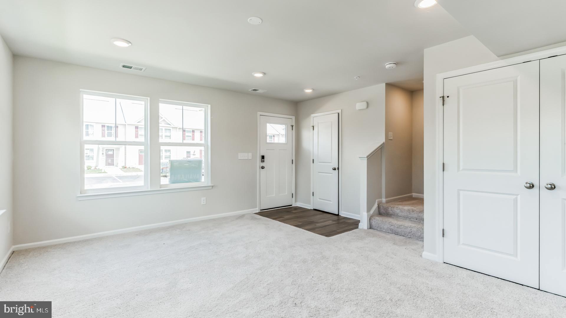 PINTAIL LANDING - Residential