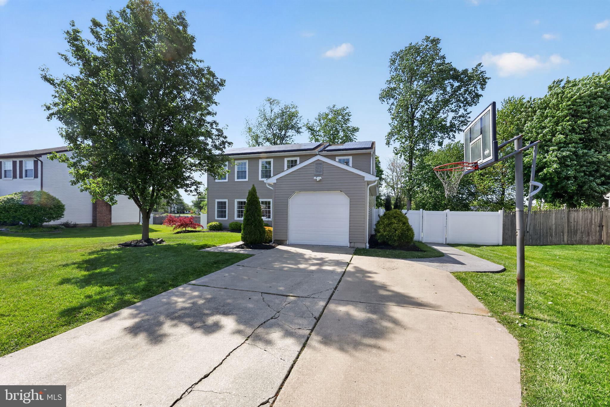 21 HUNTINGDON WAY