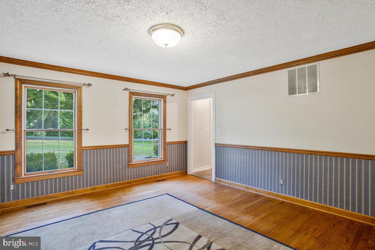 STONE FARM - Residential