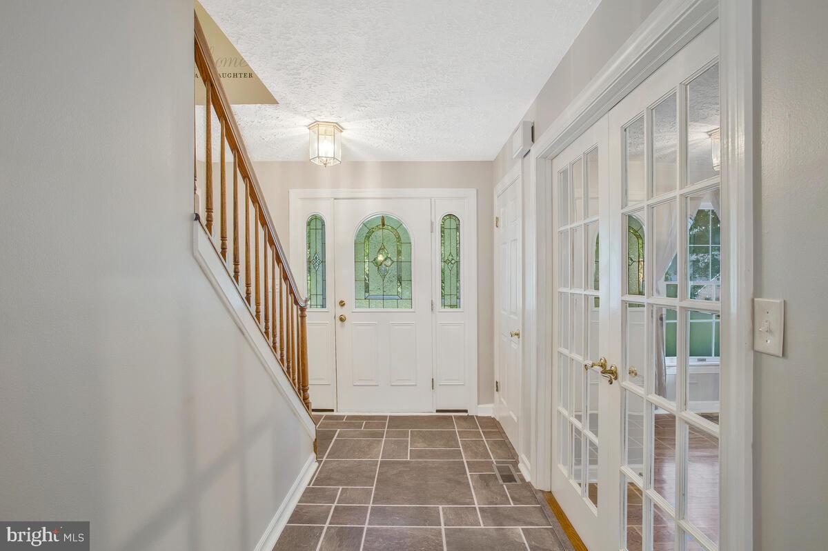 STONE FARM - Residential