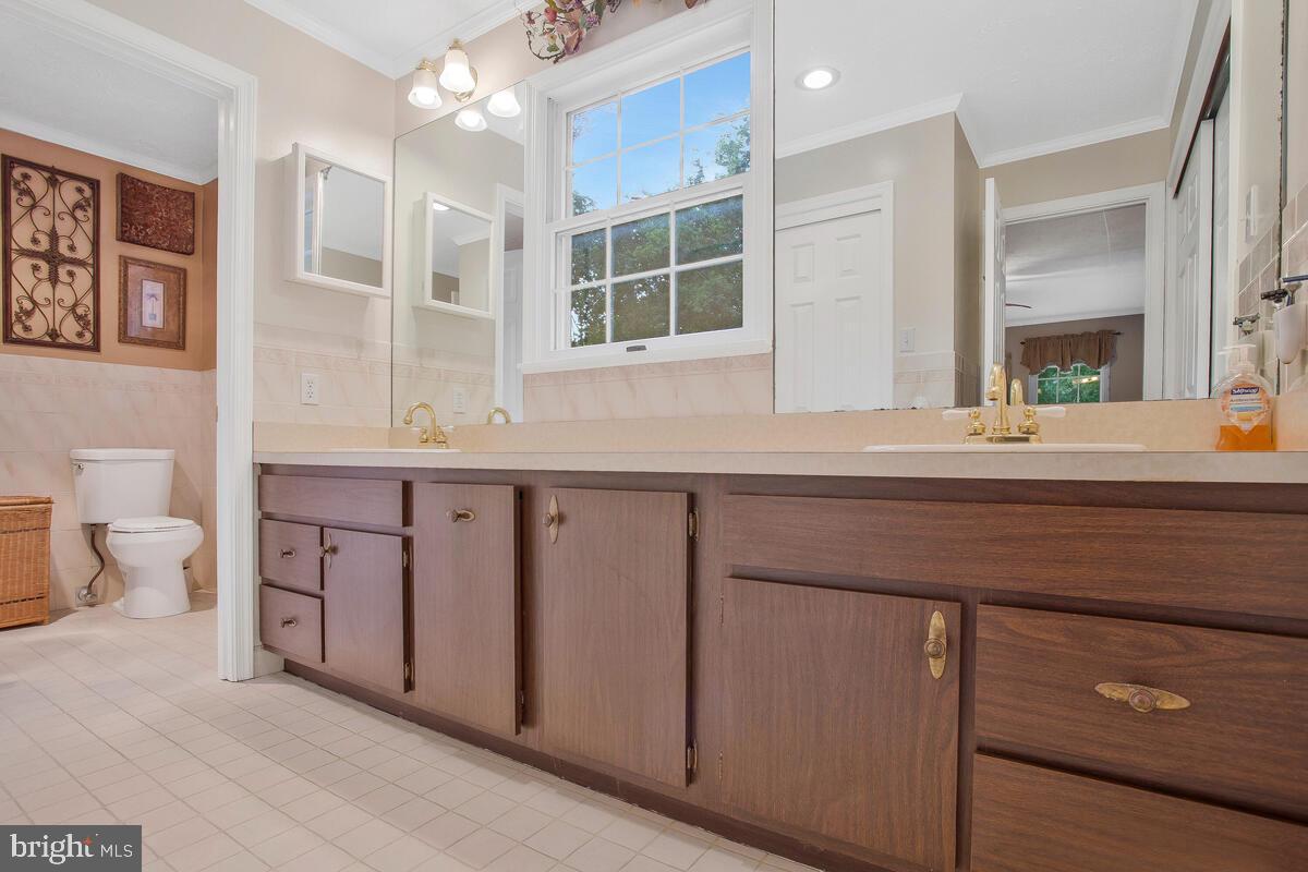 STONE FARM - Residential