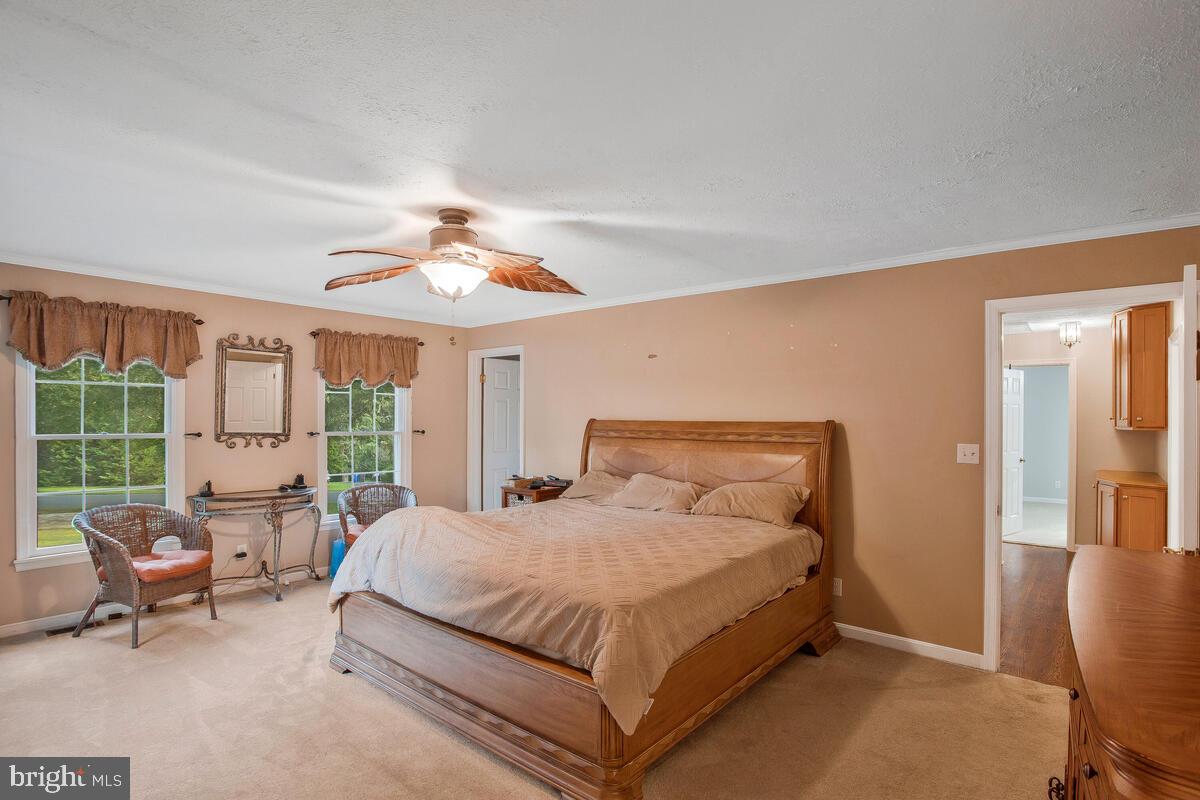 STONE FARM - Residential