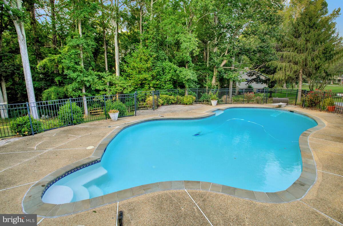 STONE FARM - Residential