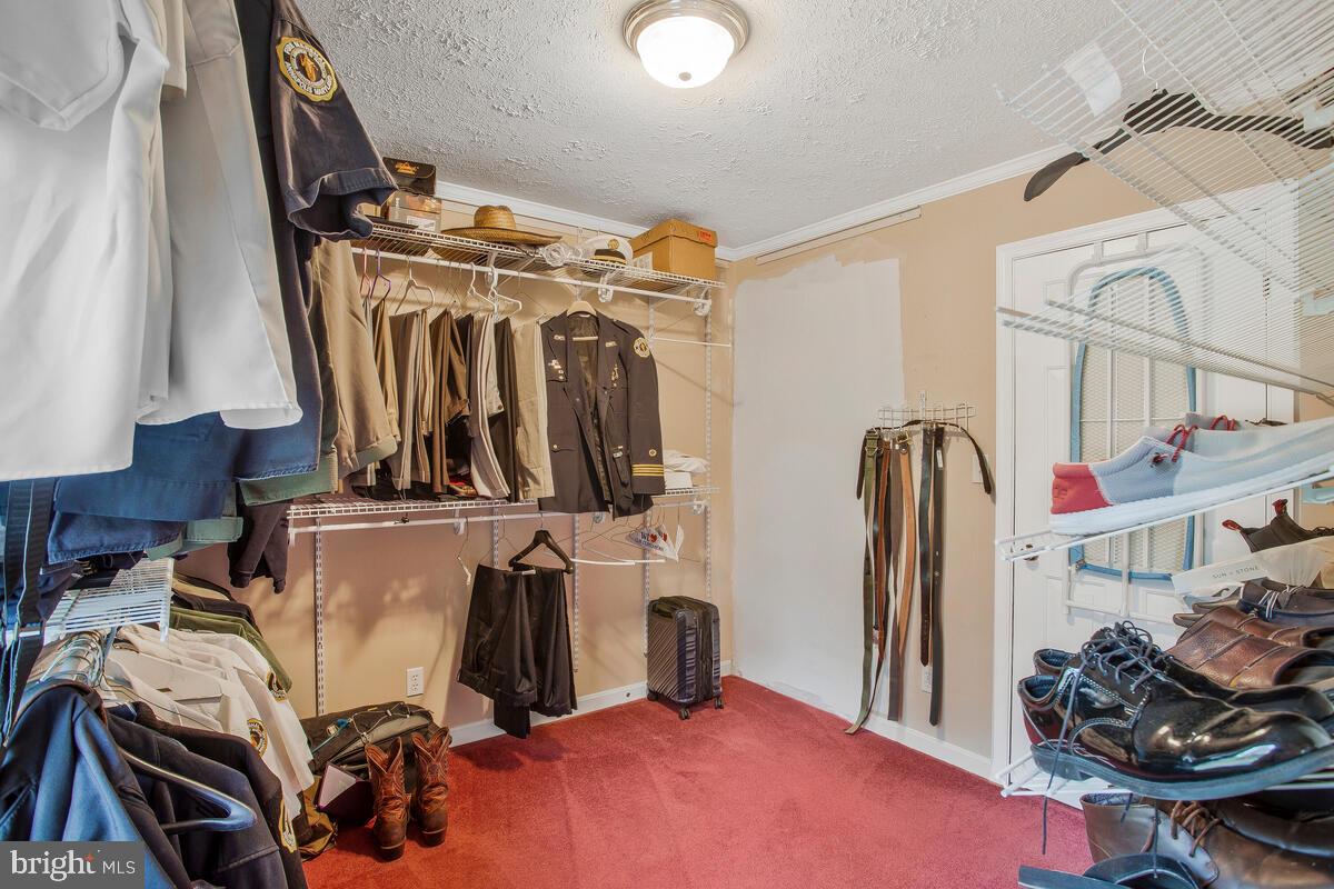 STONE FARM - Residential