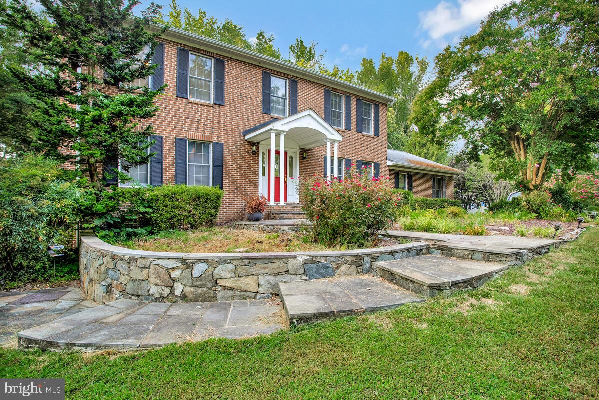 STONE FARM - Residential