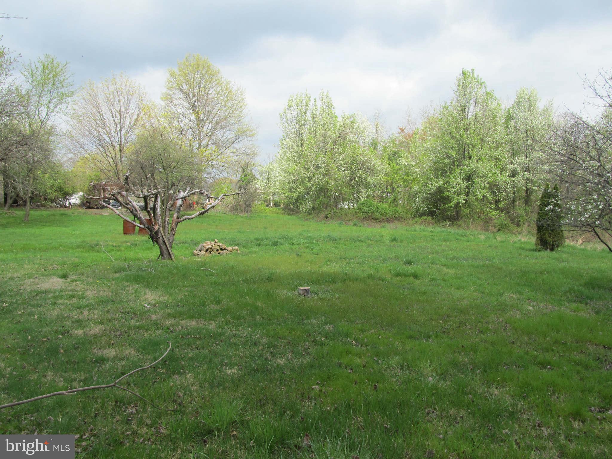 PERRY HALL - Residential