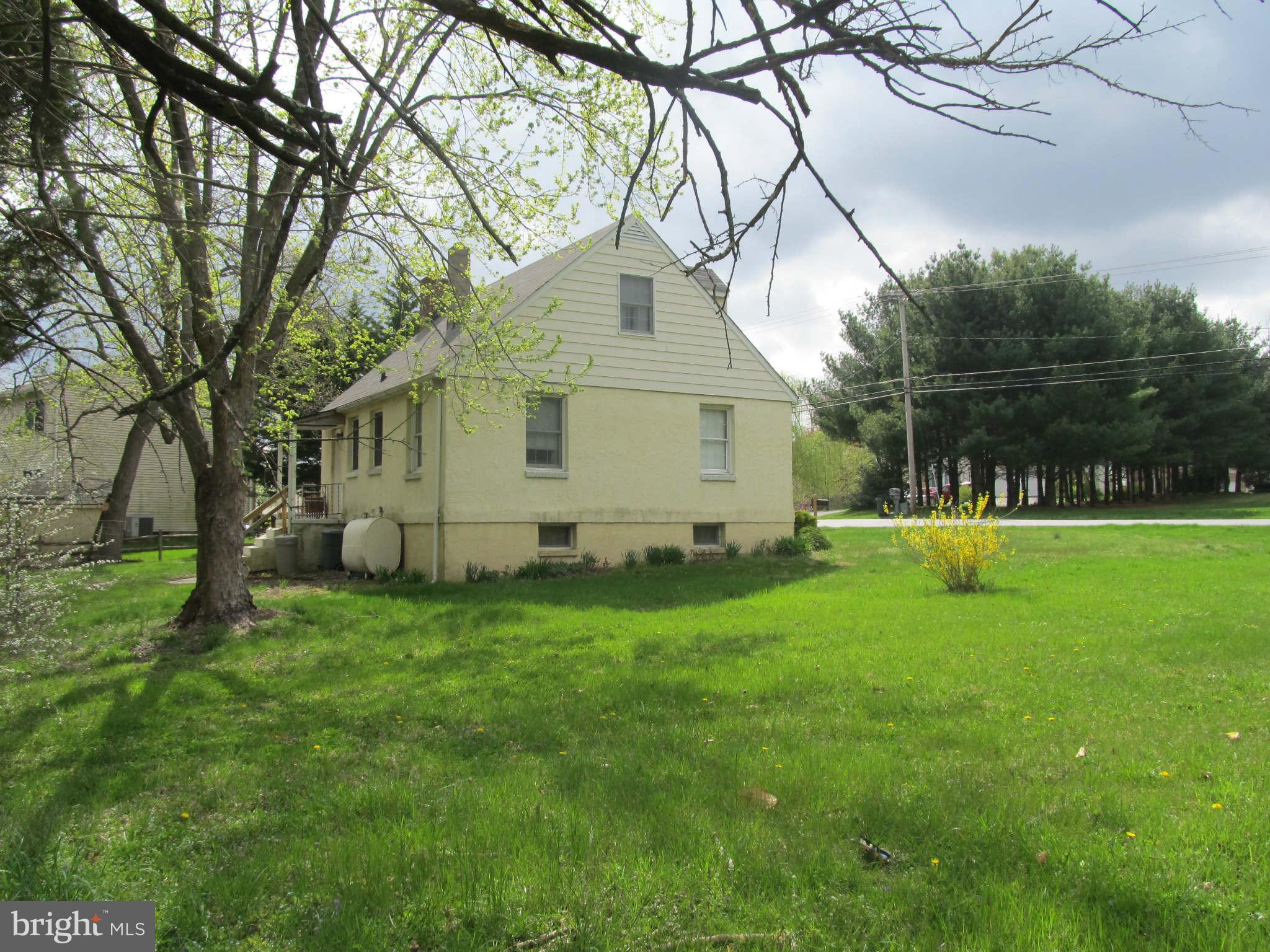 PERRY HALL - Residential