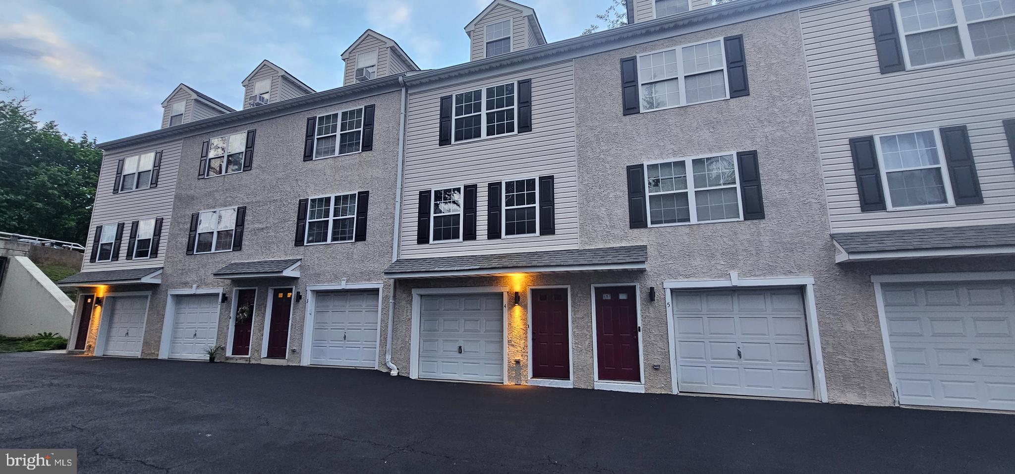 238 E GAY STREET 4
