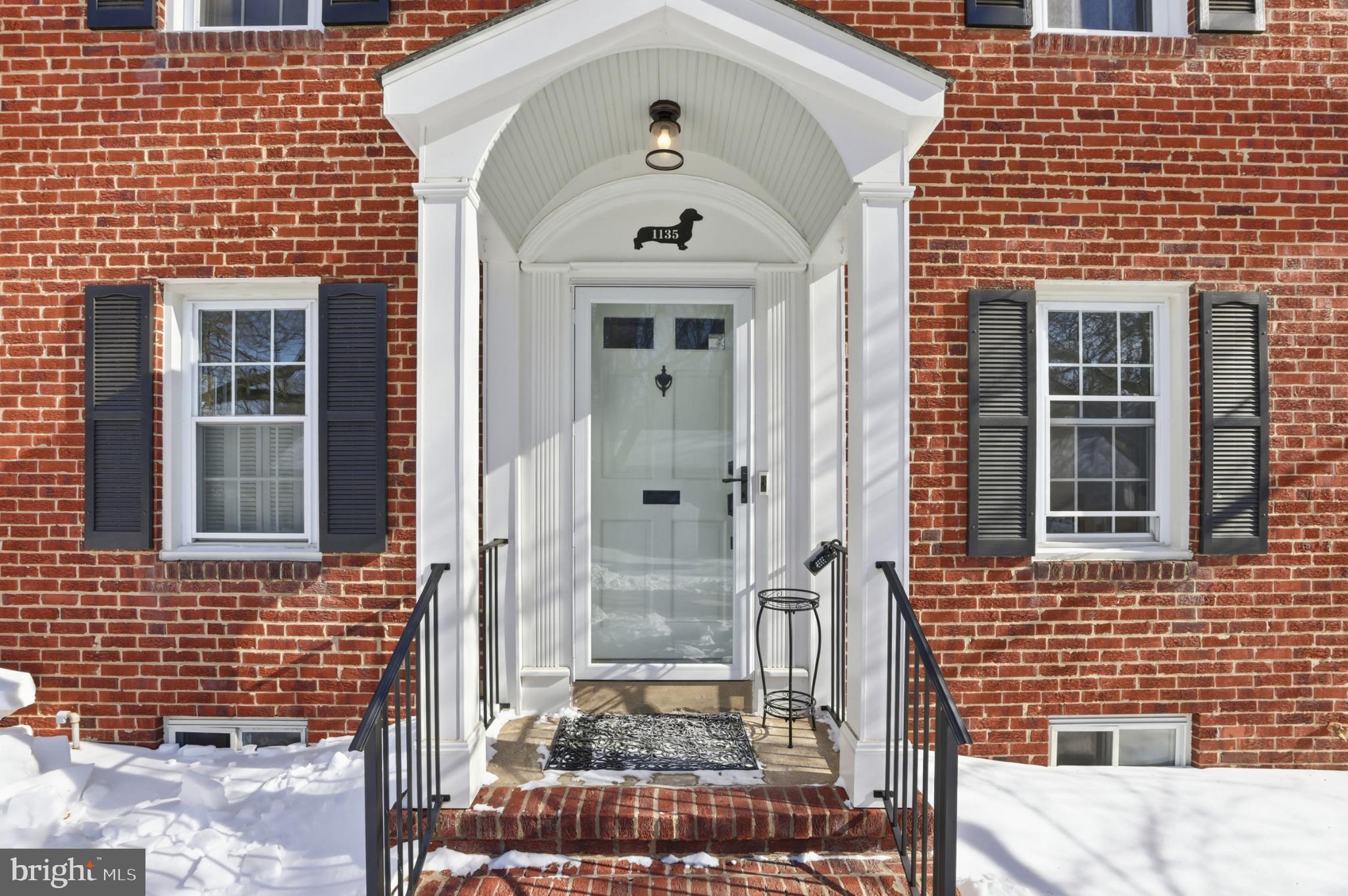 MADISON MANOR - Residential