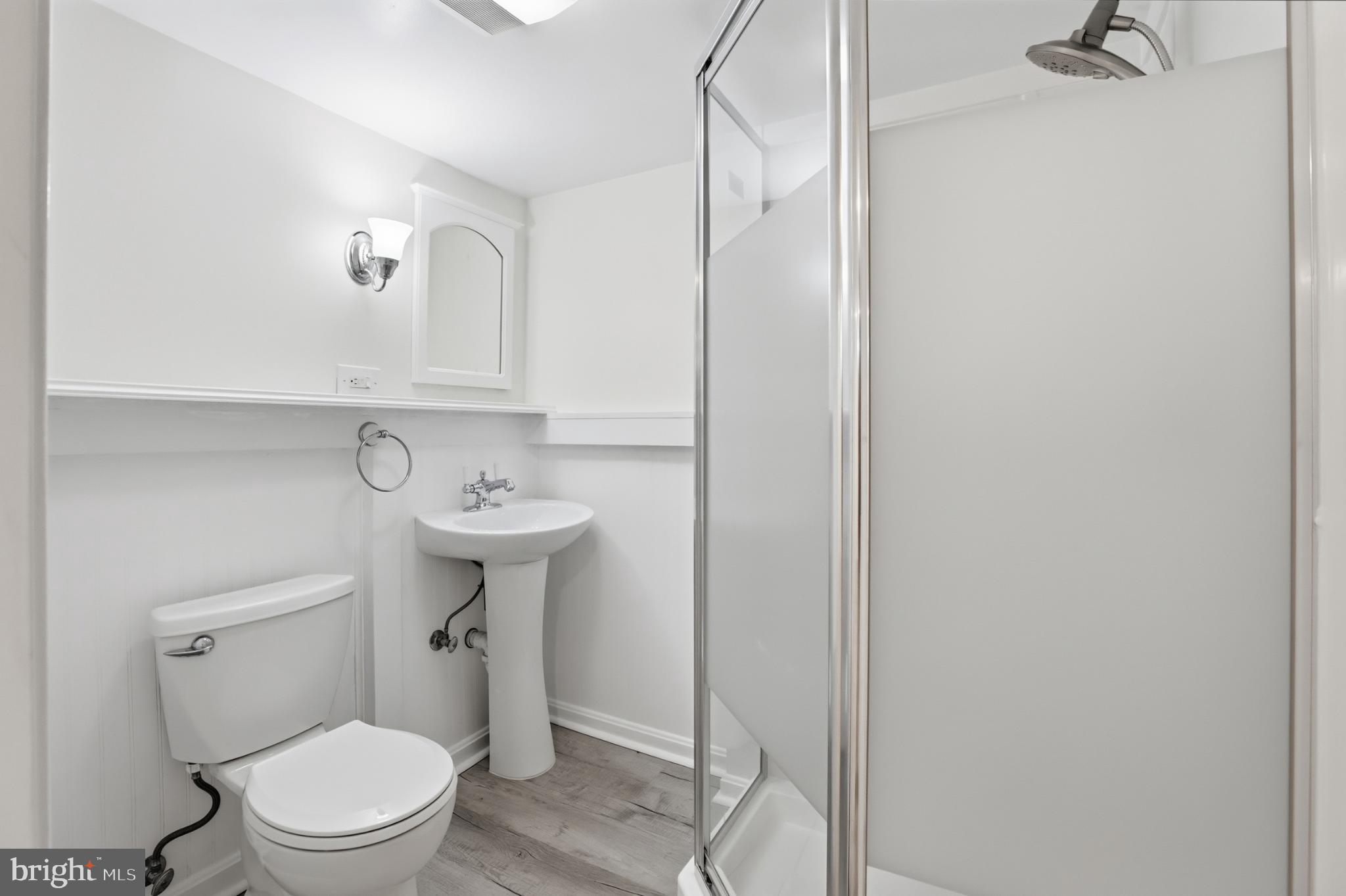 MADISON MANOR - Residential