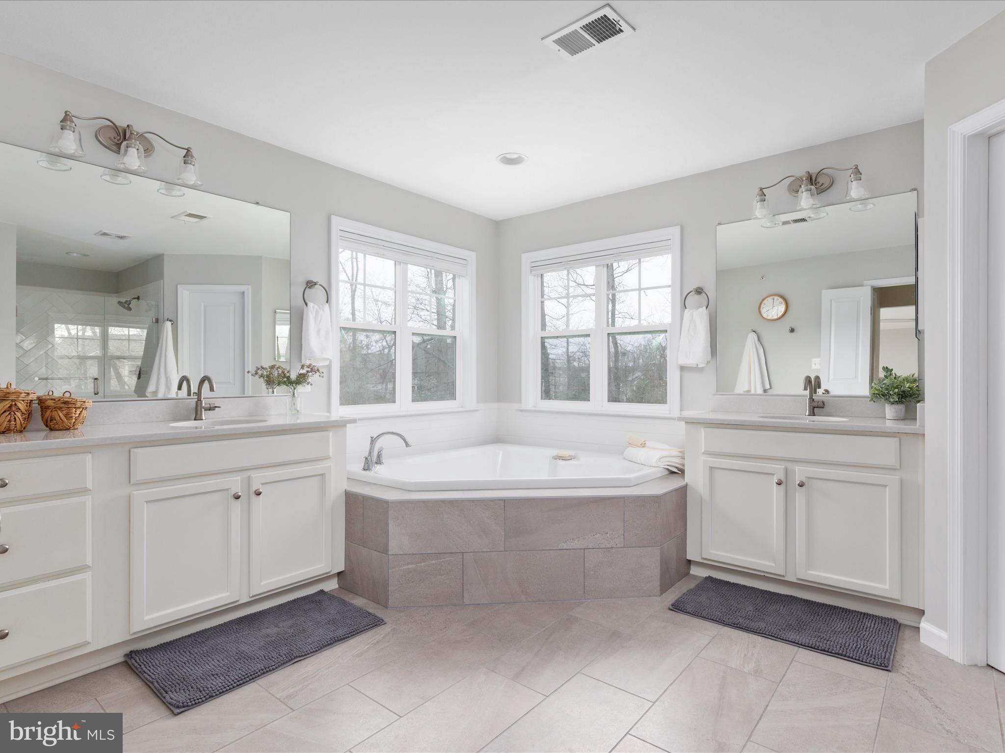 SARANAC - Residential