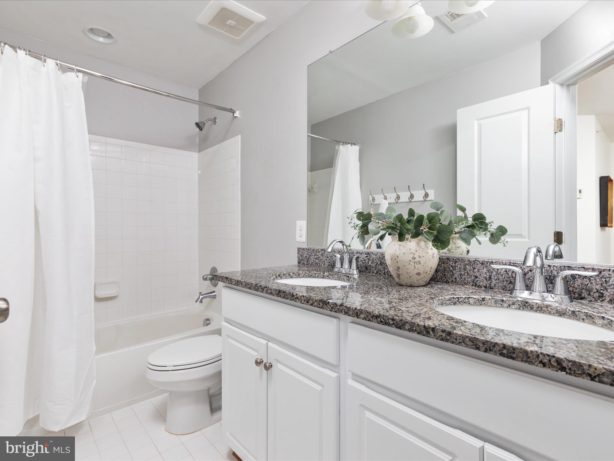 SARANAC - Residential