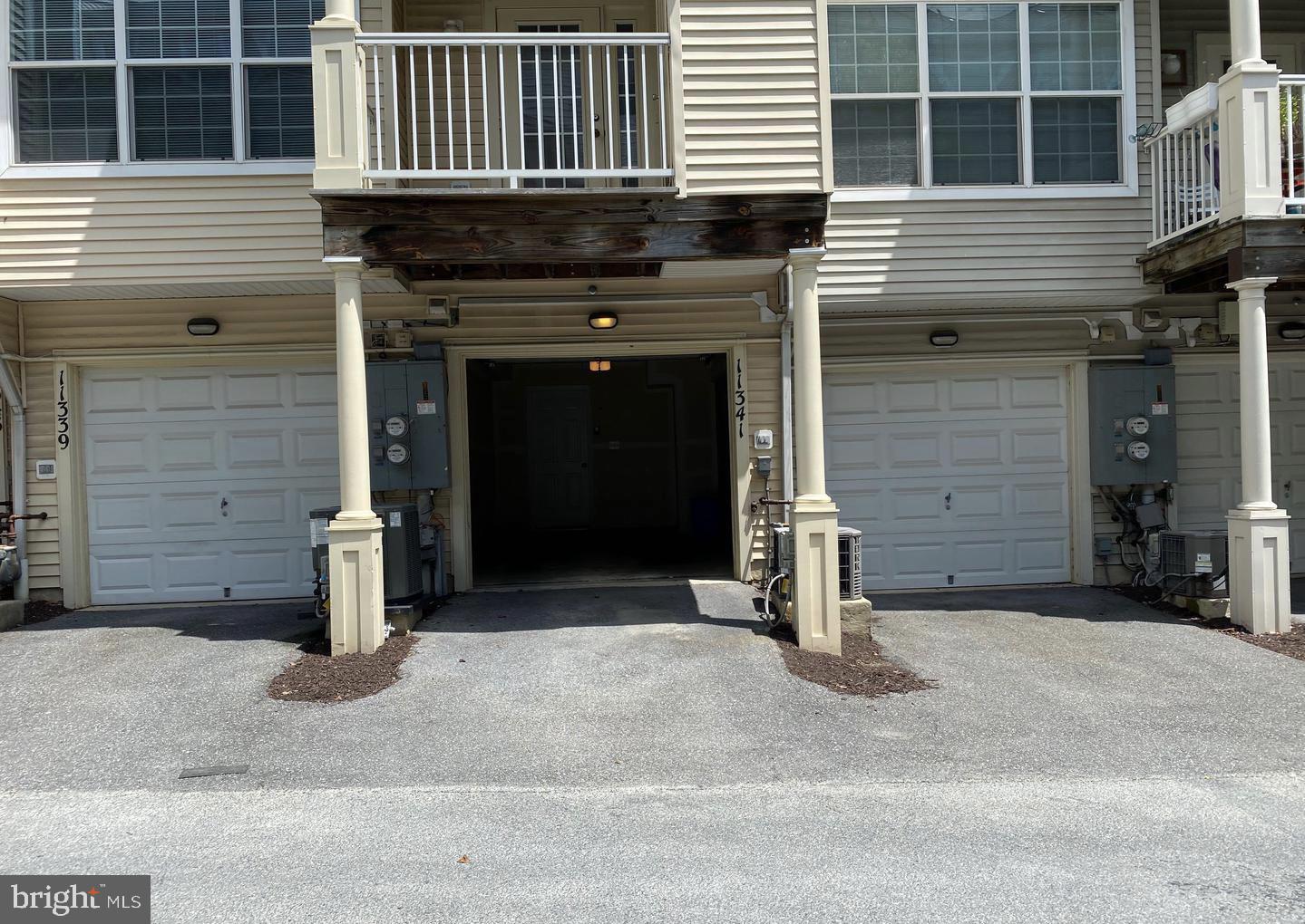 HEARTHSTONE VILLAGE - Residential Lease