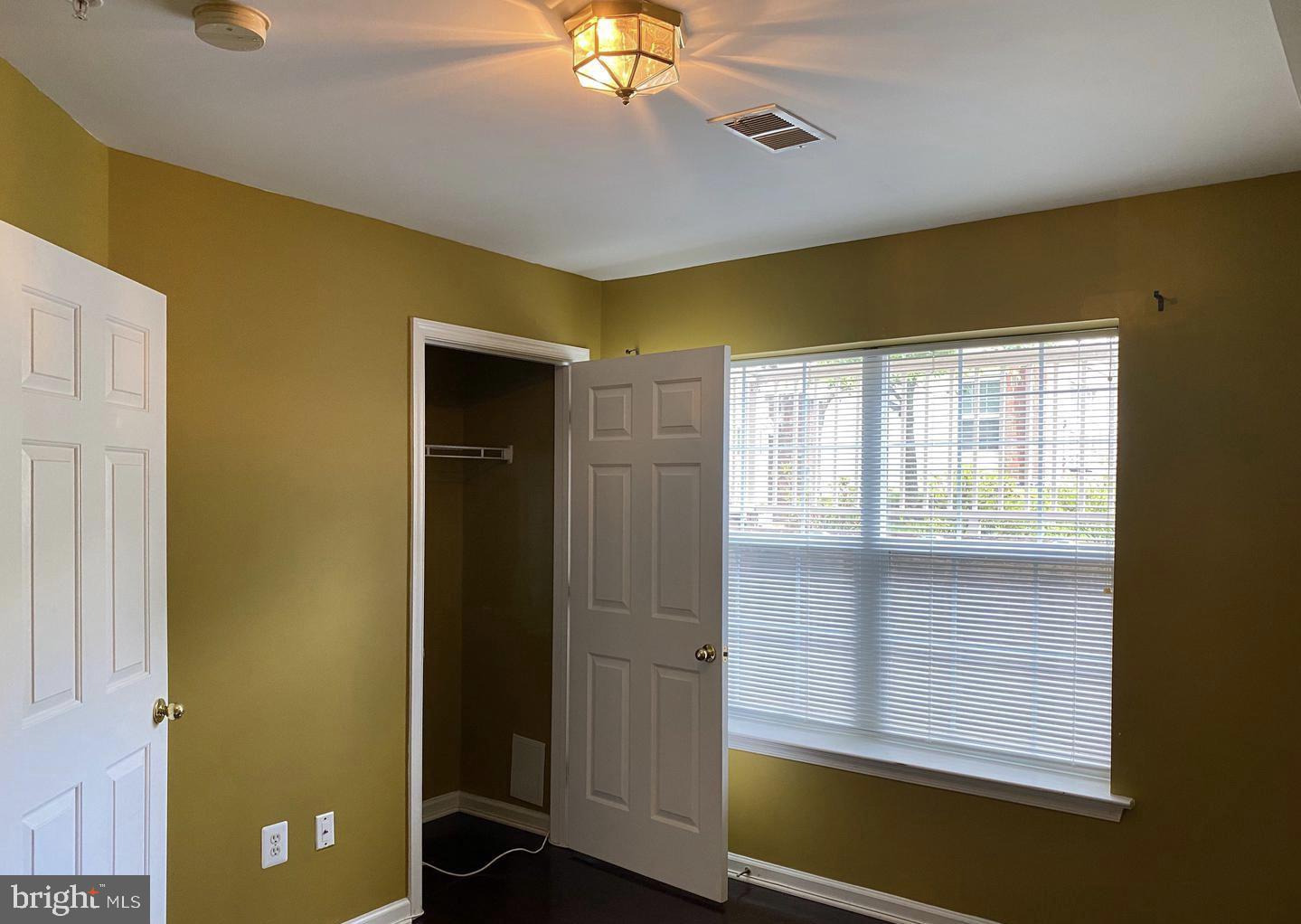 HEARTHSTONE VILLAGE - Residential Lease