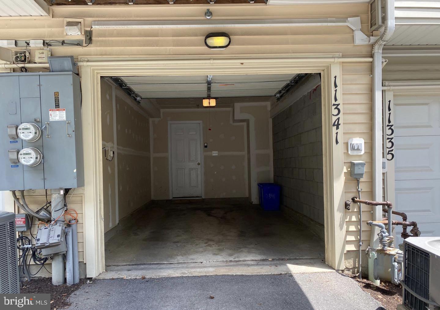 HEARTHSTONE VILLAGE - Residential Lease