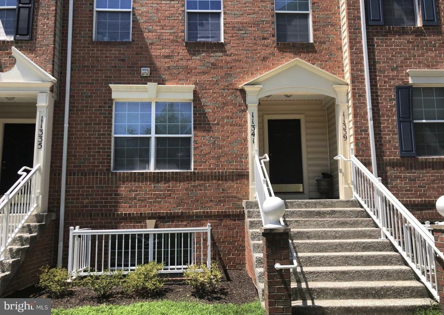 Beautiful Town House in Silver Spring. Close to public transportation and shopping. Open floor plan leads though living room into dining area to the kitchen with hard wood floor. Two level home with bedrooms on each floor allows for privacy. Direct access to the garage from the lower level.