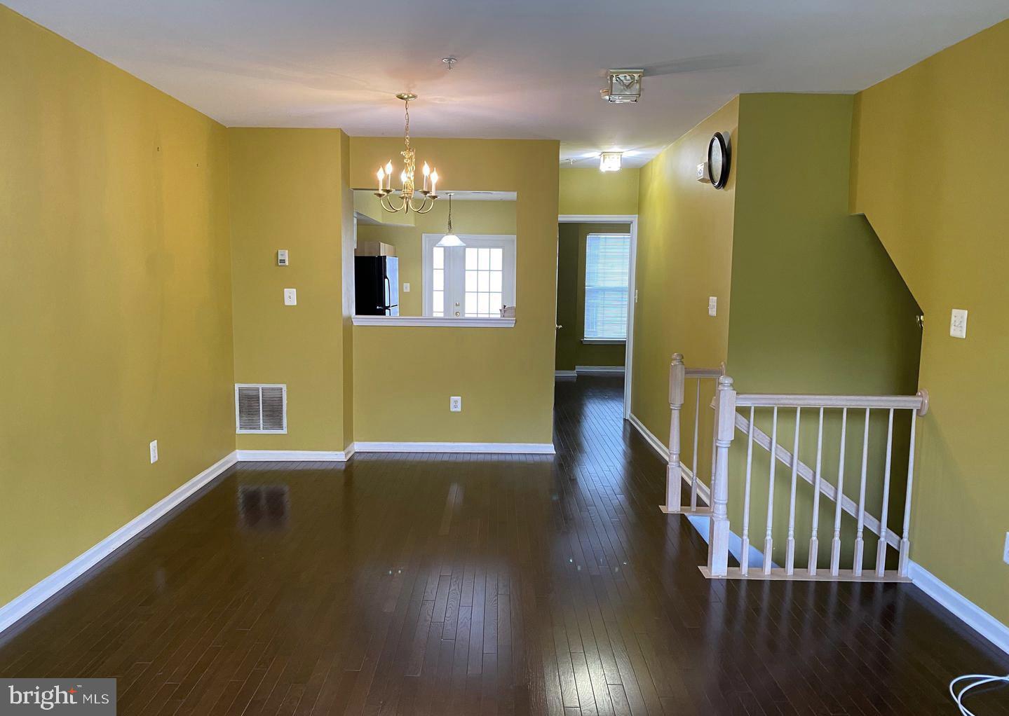 HEARTHSTONE VILLAGE - Residential Lease