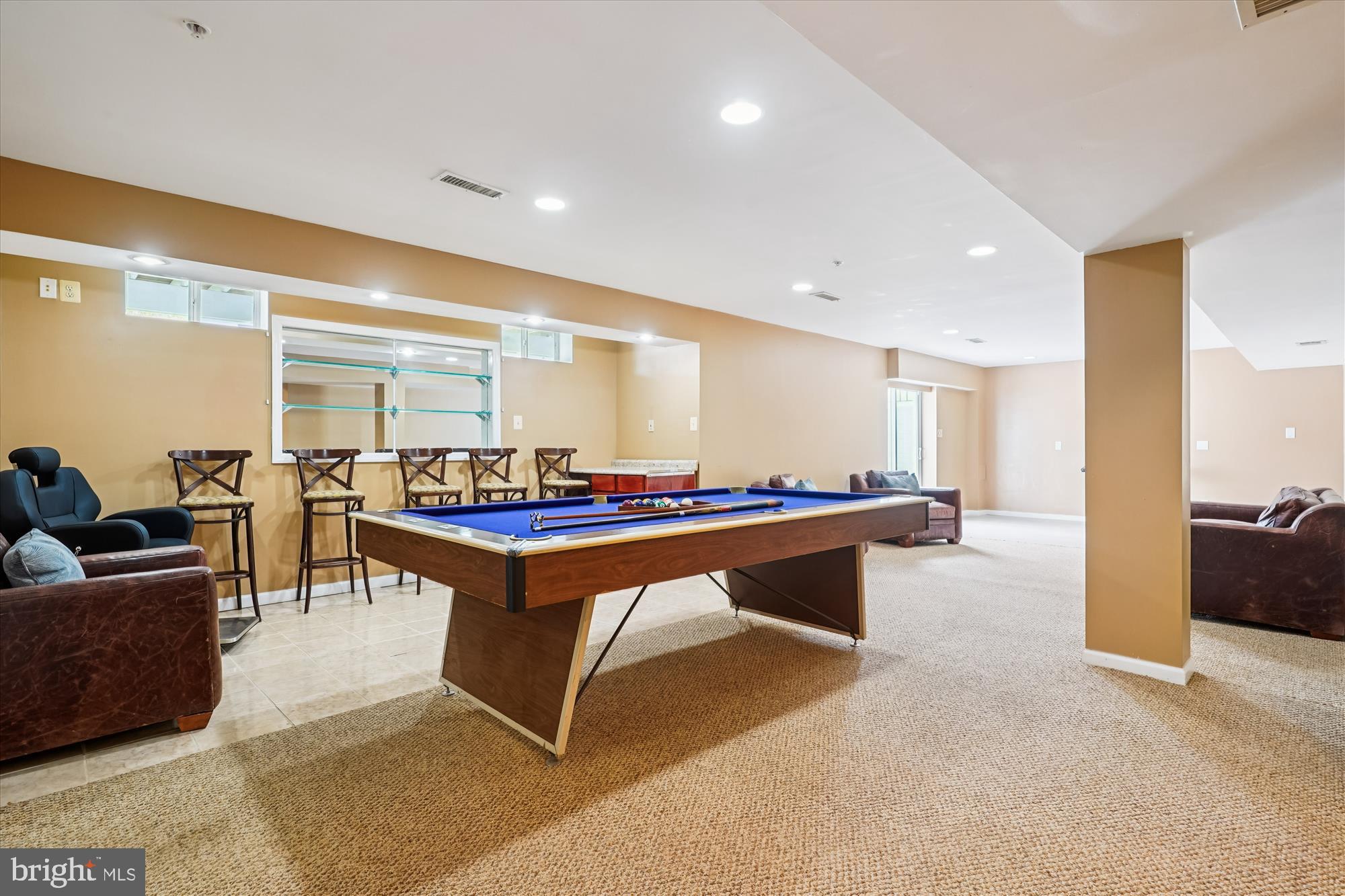 FRANKLIN SQUARE - Residential