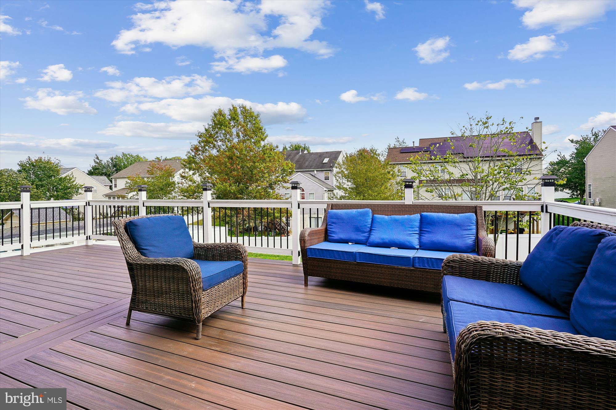 FRANKLIN SQUARE - Residential