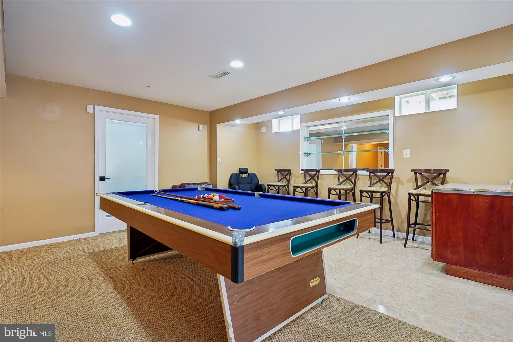 FRANKLIN SQUARE - Residential