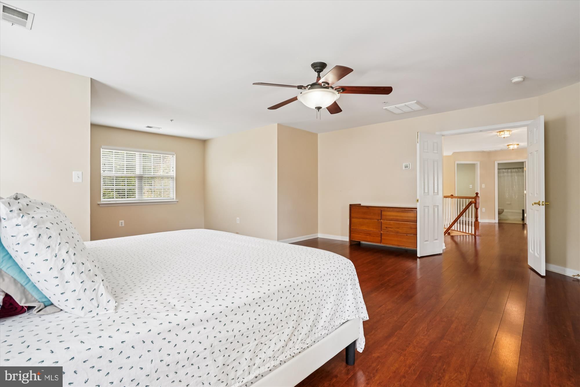 FRANKLIN SQUARE - Residential