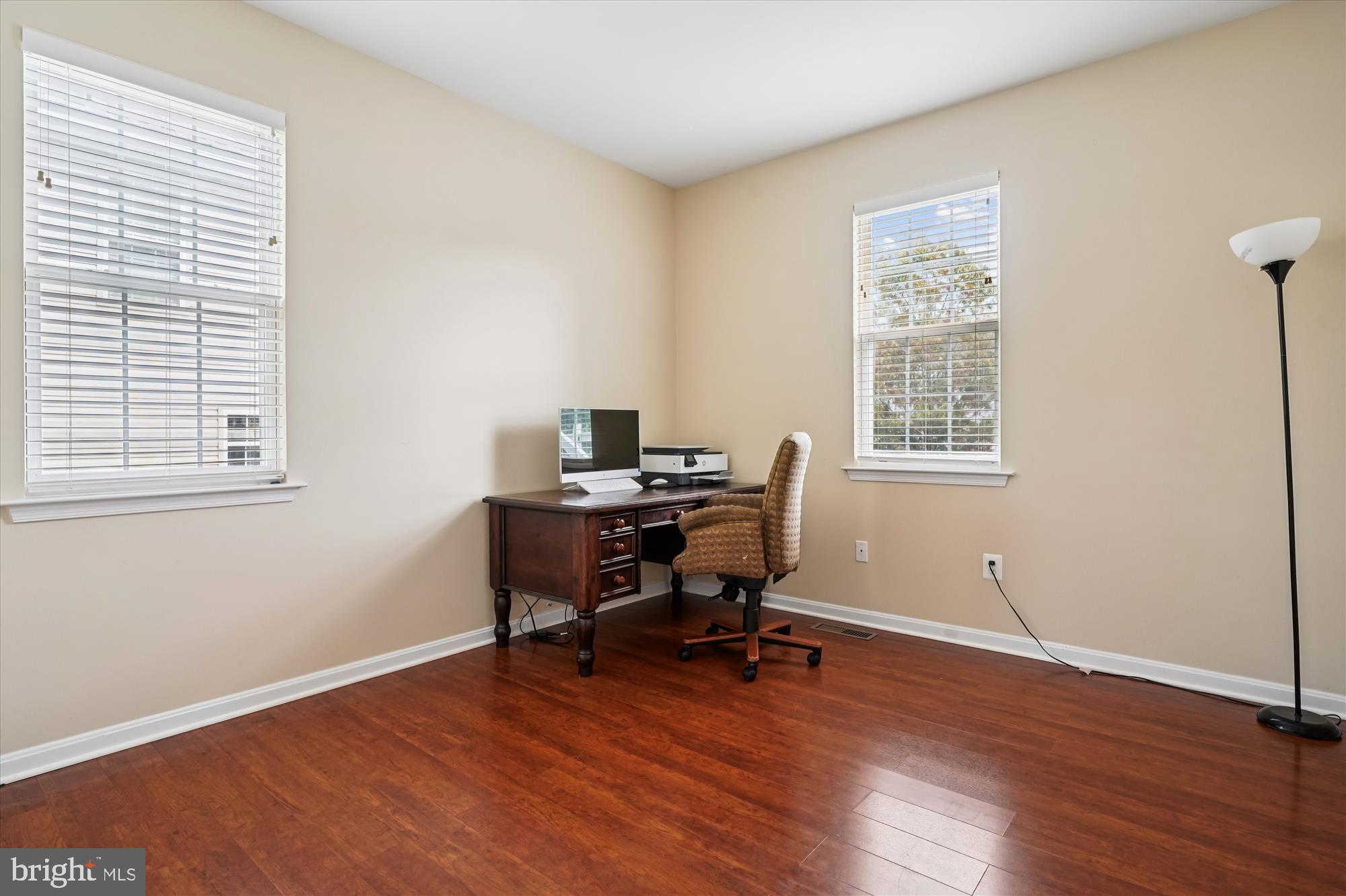 FRANKLIN SQUARE - Residential