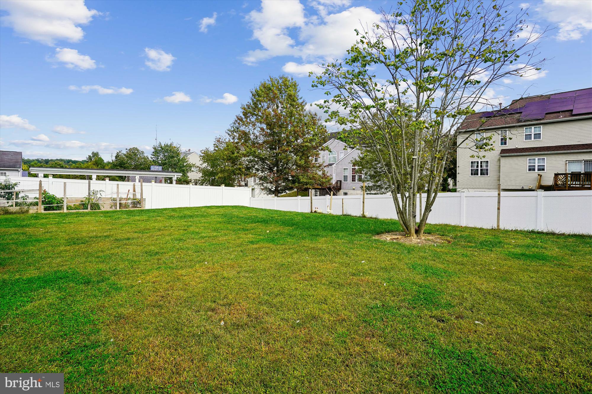 FRANKLIN SQUARE - Residential