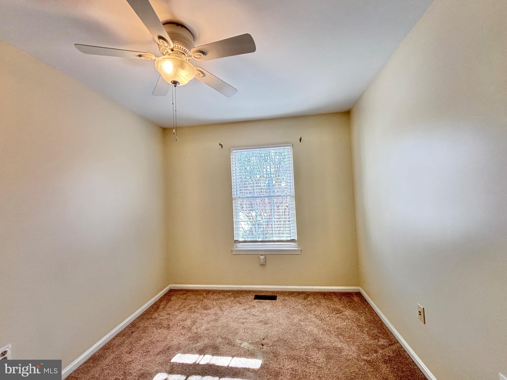 LITTLE ROCKY RUN - Residential Lease