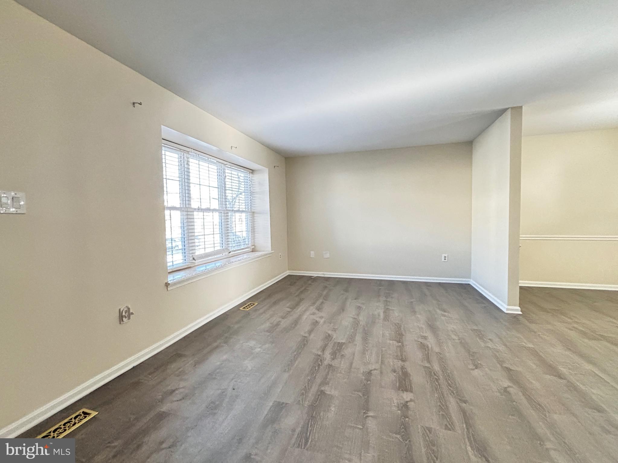 LITTLE ROCKY RUN - Residential Lease