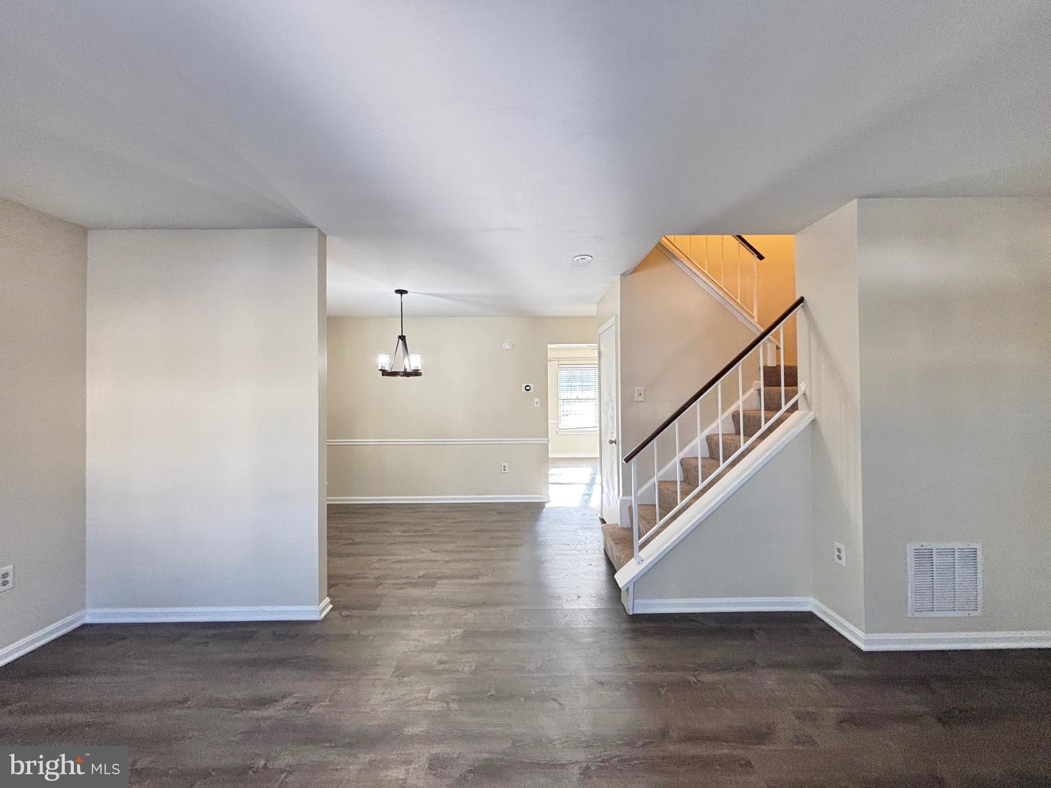 LITTLE ROCKY RUN - Residential Lease